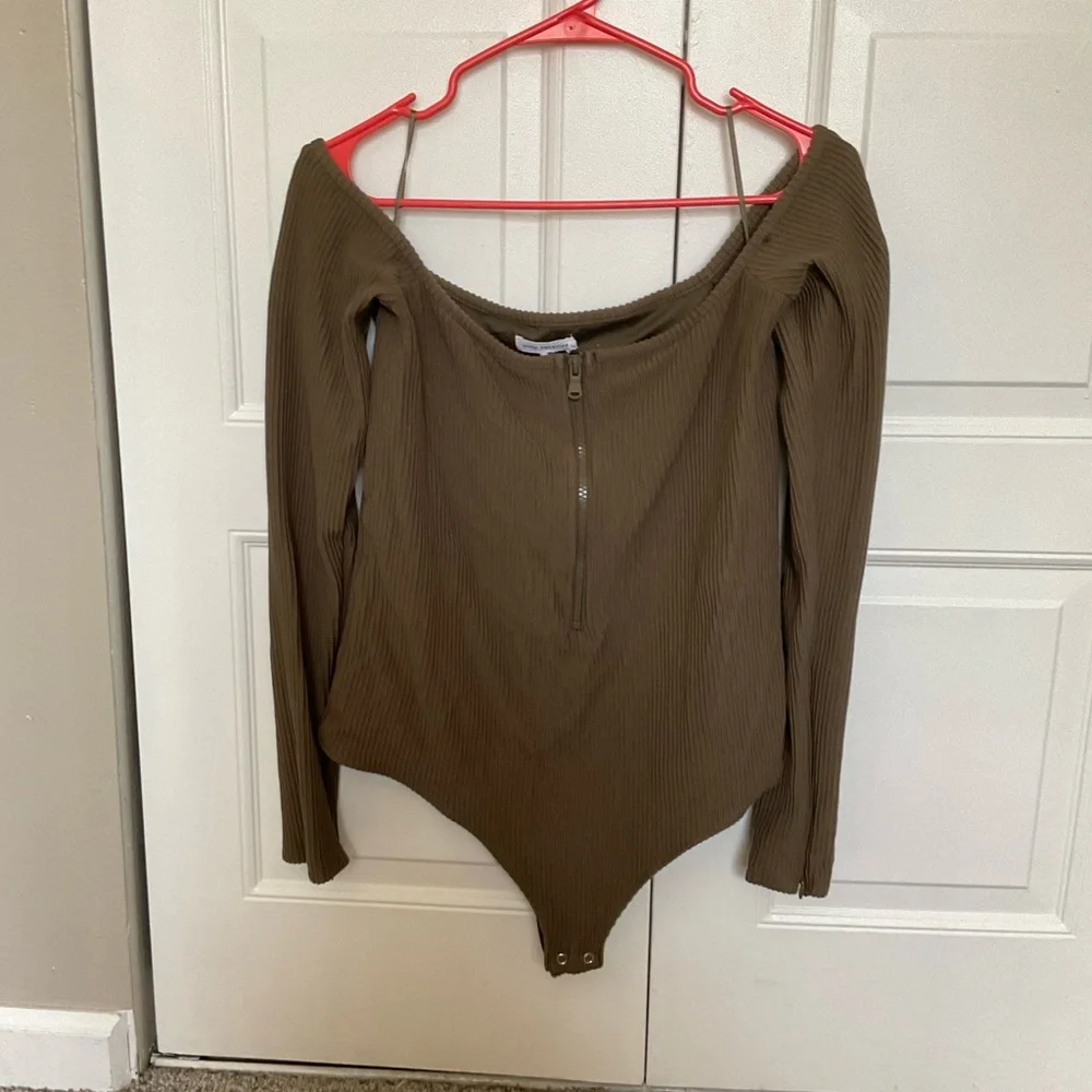 Olive Green Good American Bodysuit - Picture 1 of 3
